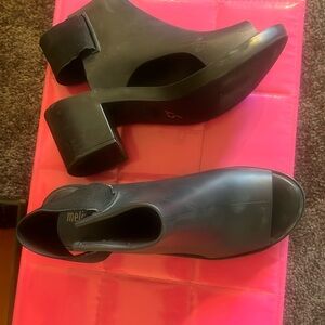 Melissa Peeptoe Jelly booties size 10